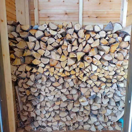 Star, 2 X Allround Pass, Linen&towels, E-car Char-ger, Final Clea-ning, Included! * Ruka