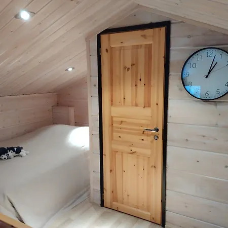 Star, 2 X Allround Pass, Linen&towels, E-car Char-ger, Final Clea-ning, Included! *