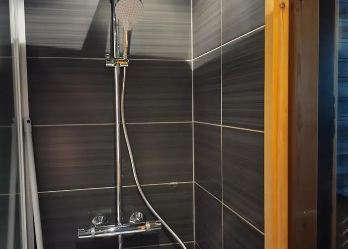 בית נופש Star, 2 X Allround Pass, Linen&towels, E-car Char-ger, Final Clea-ning, Included! *