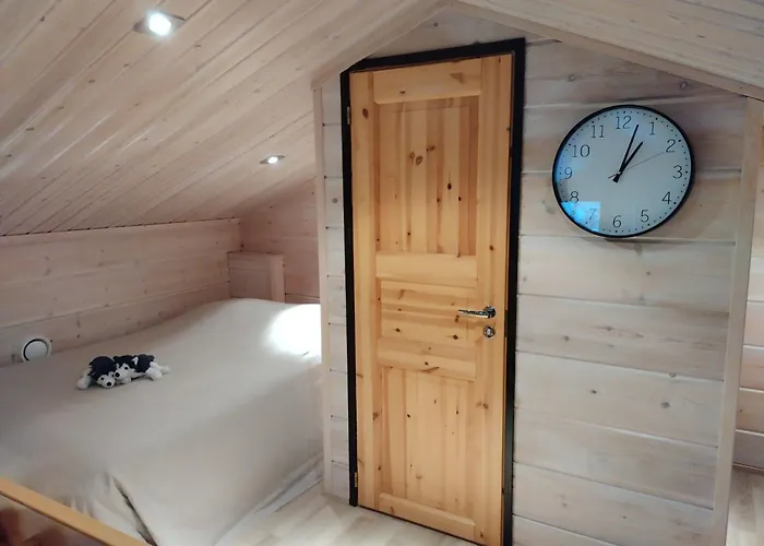 Star, 2 X Allround Pass, Linen&towels, E-car Char-ger, Final Clea-ning, Included! *